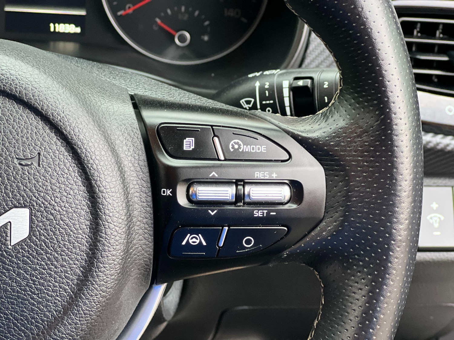 Used Kia Stonic 2023 for sale - 76592710: Photo 18