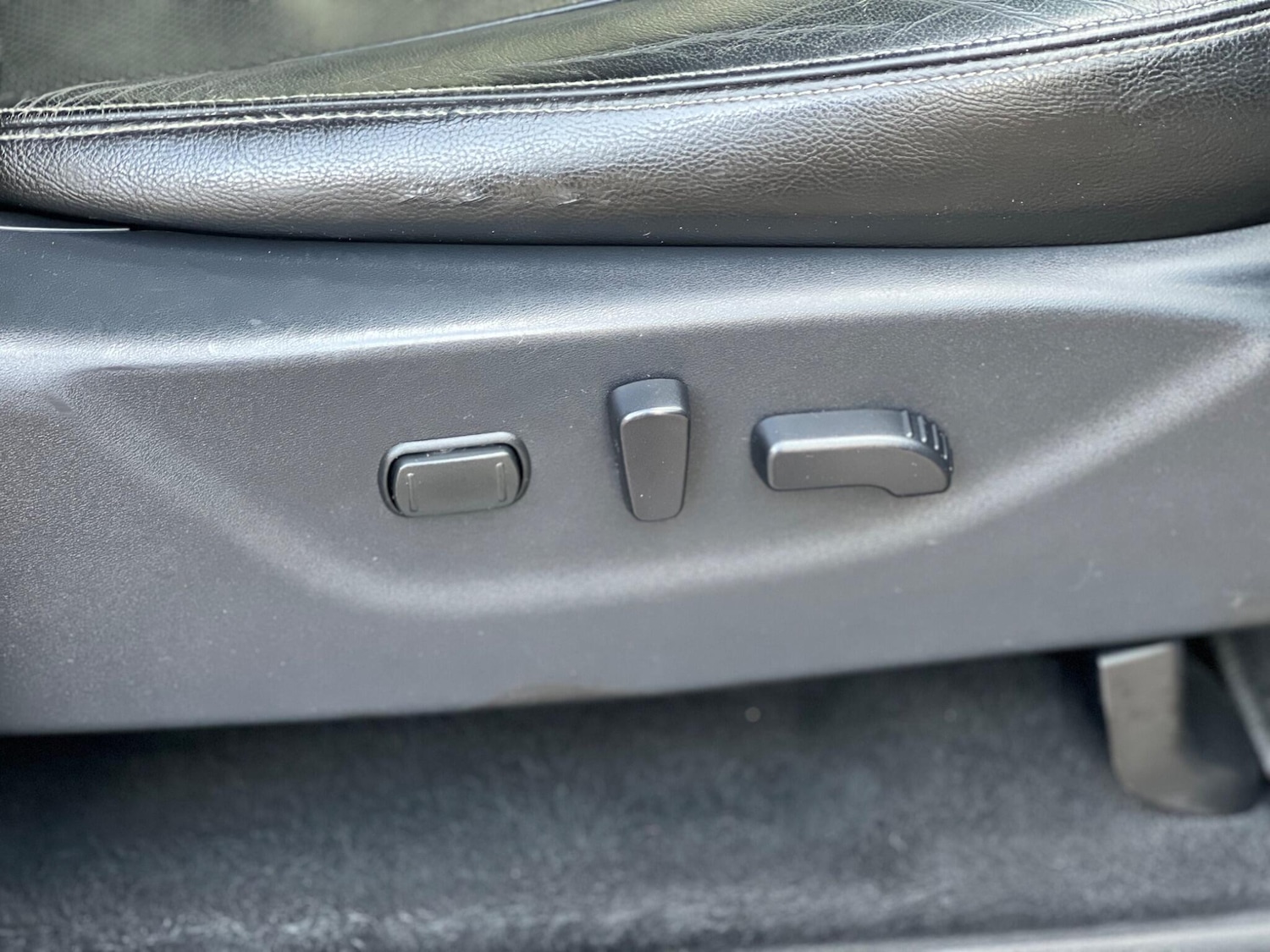 Used Nissan Navara 2016 for sale - 76989927: Photo 24