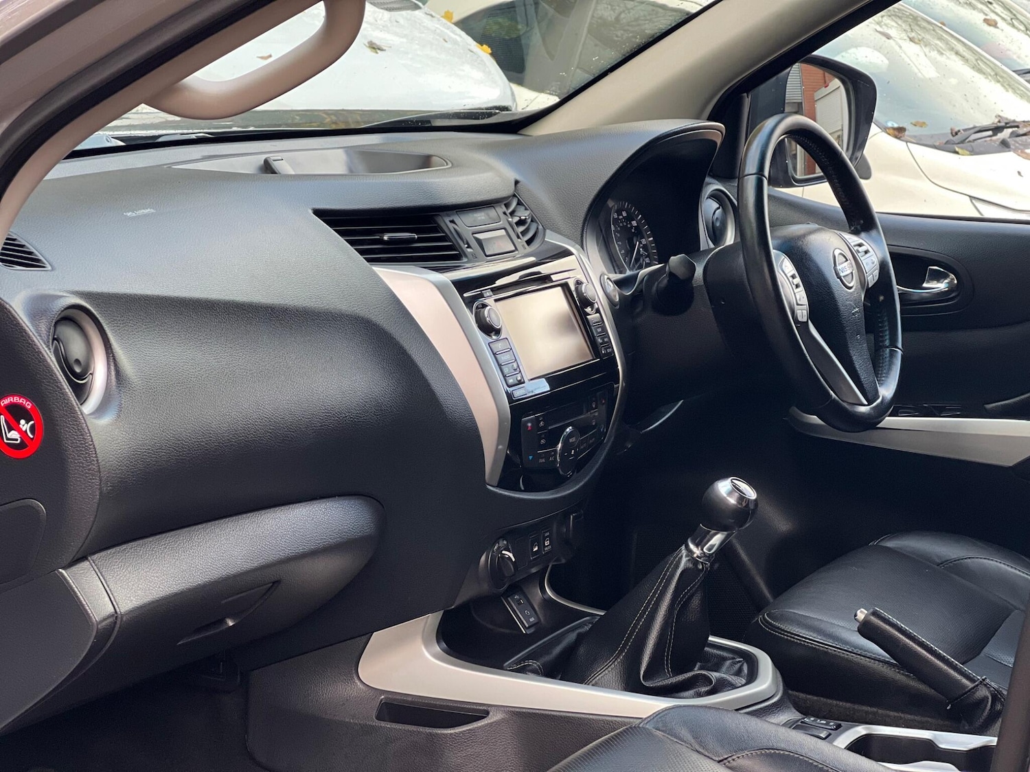 Used Nissan Navara 2016 for sale - 76989927: Photo 27