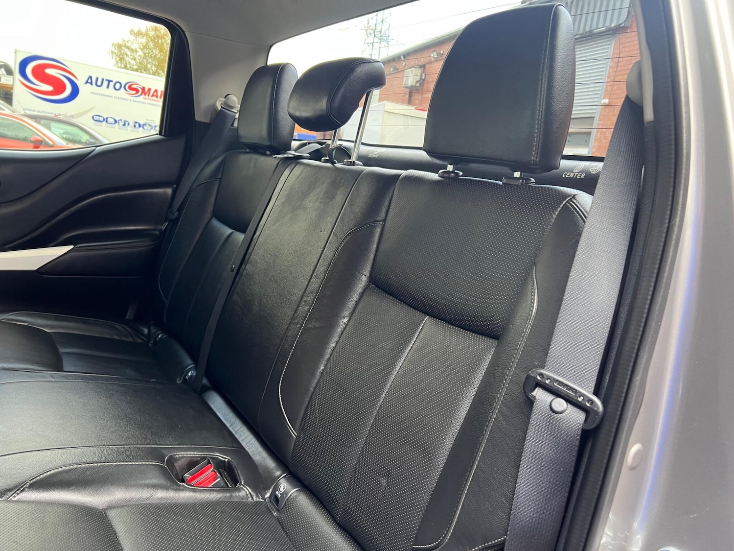 Used Nissan Navara 2016 for sale - 76989927: Photo 32