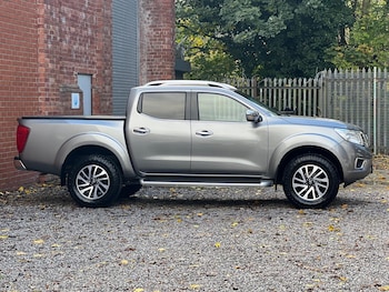 Used Nissan Navara 2016 for sale - 76989927: Photo