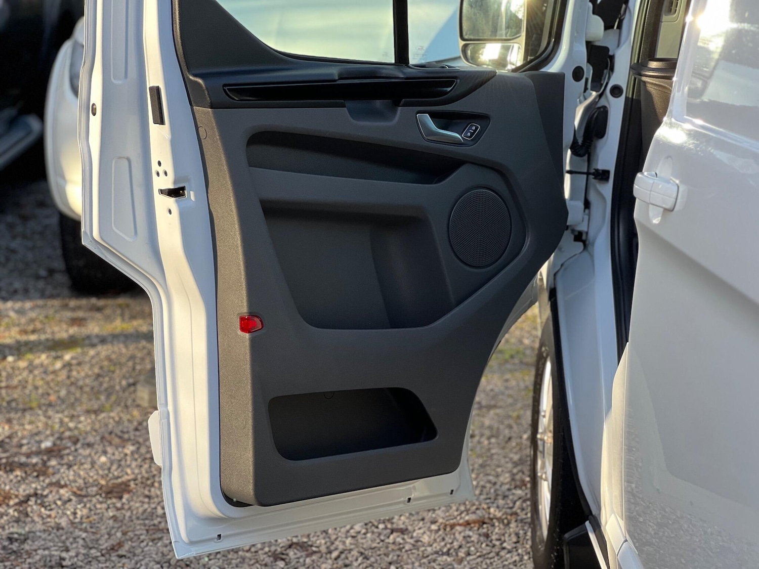 Used Ford Transit Custom 2019 for sale - 77120030: Photo 24