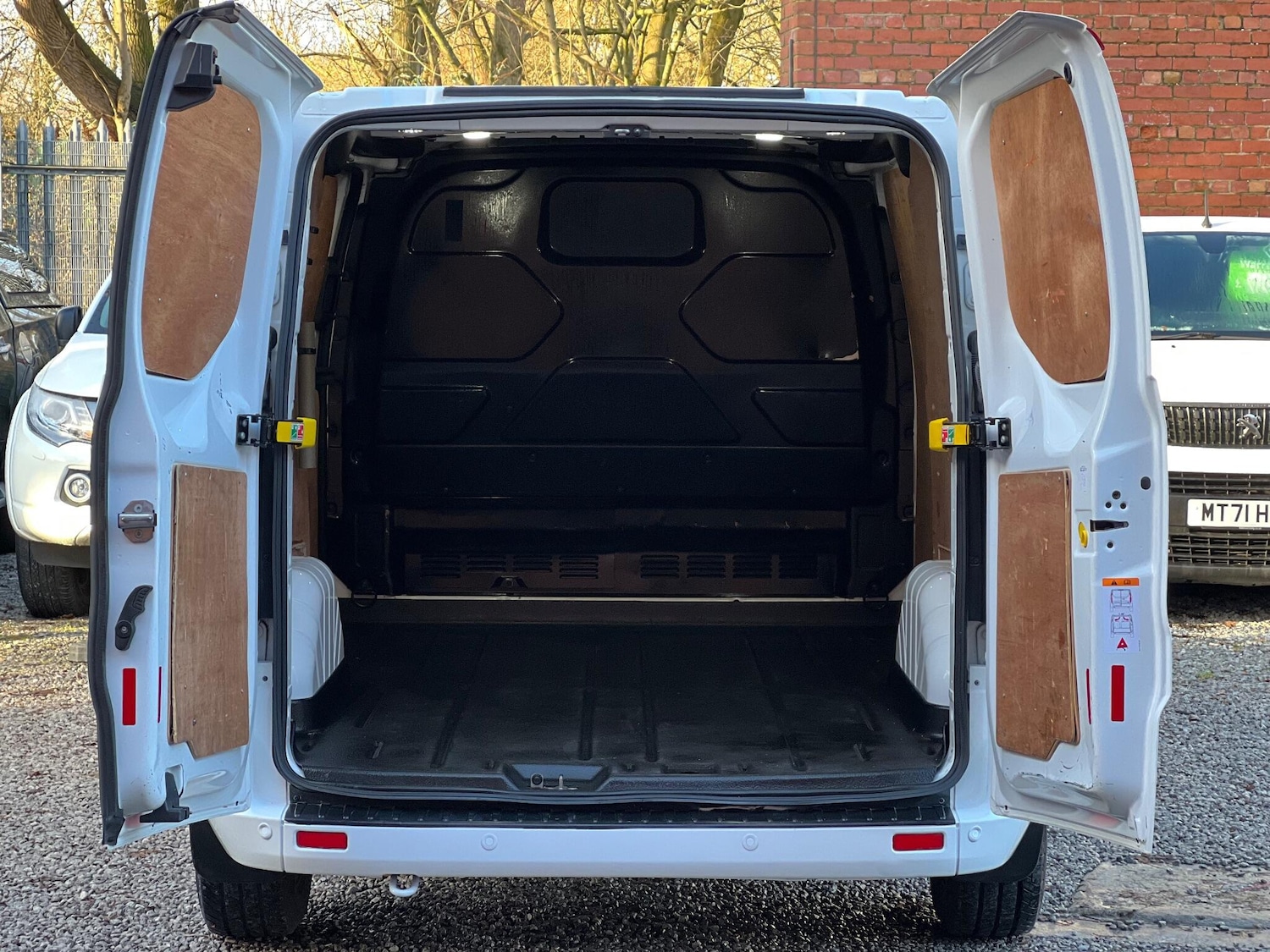 Used Ford Transit Custom 2019 for sale - 77120030: Photo 27