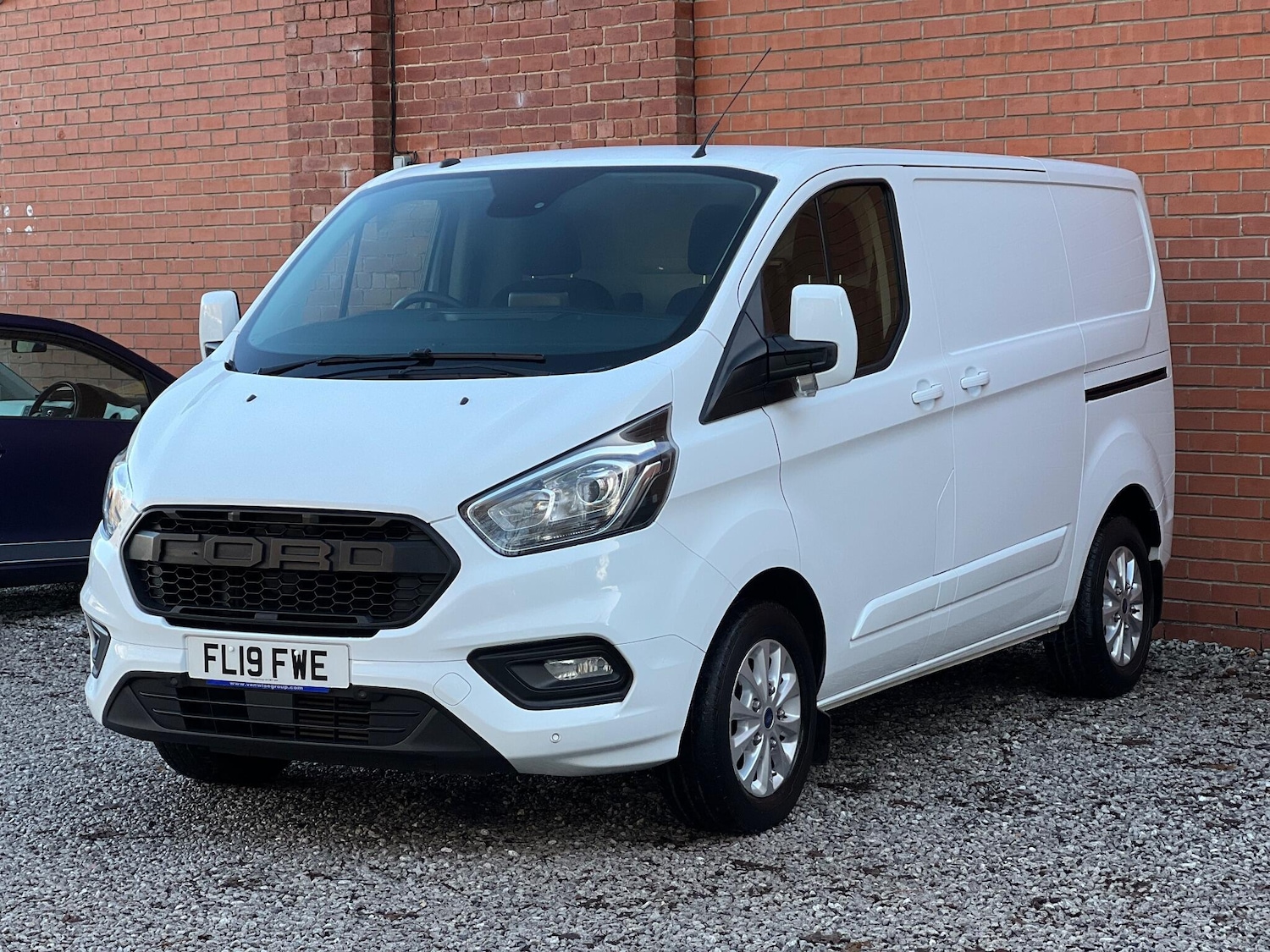 Used Ford Transit Custom 2019 for sale - 77120030: Photo 3