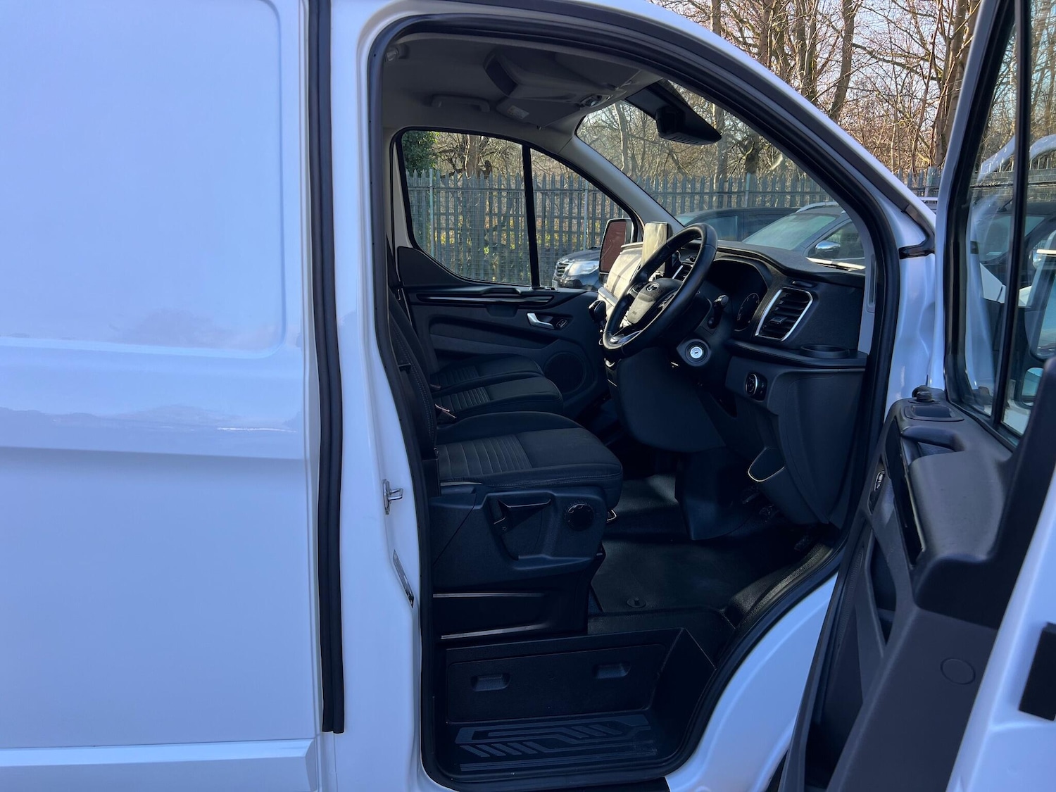 Used Ford Transit Custom 2019 for sale - 77120030: Photo 9