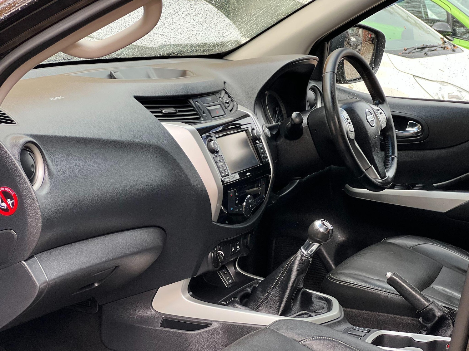 Used Nissan Navara 2017 for sale - 76995266: Photo 34