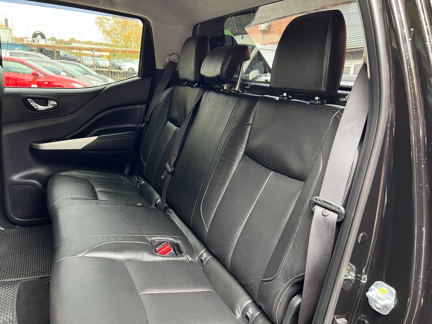 Used Nissan Navara 2017 for sale - 76995266: Photo 38