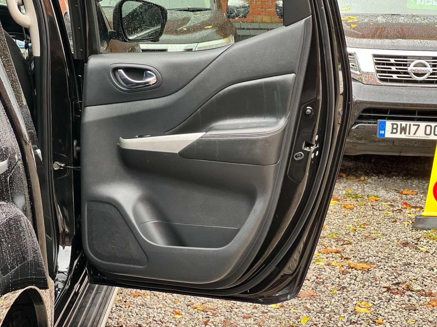 Used Nissan Navara 2017 for sale - 76995266: Photo 41