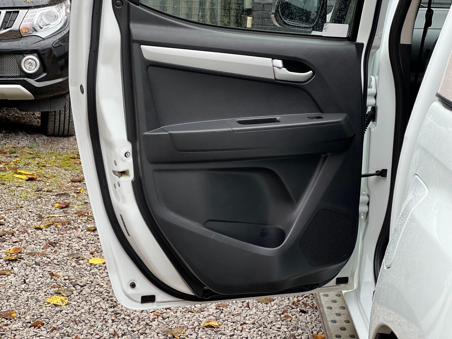 Used Isuzu D-Max 2014 for sale - 76337588: Photo 38