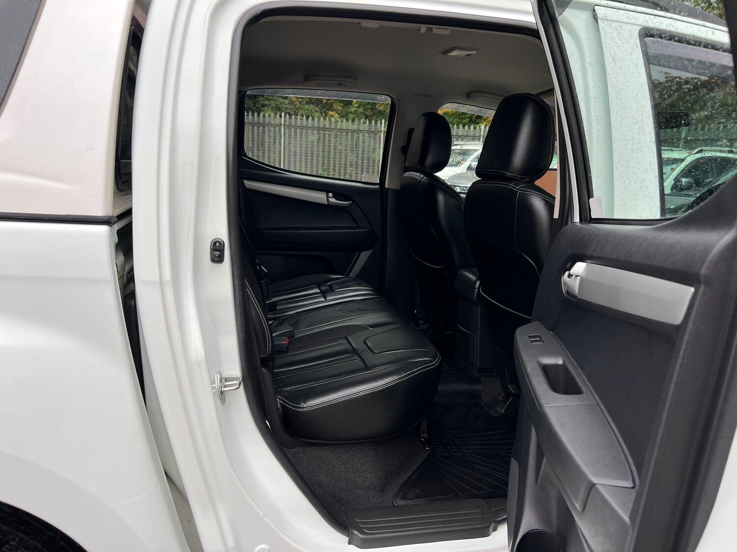 Used Isuzu D-Max 2014 for sale - 76337588: Photo 39