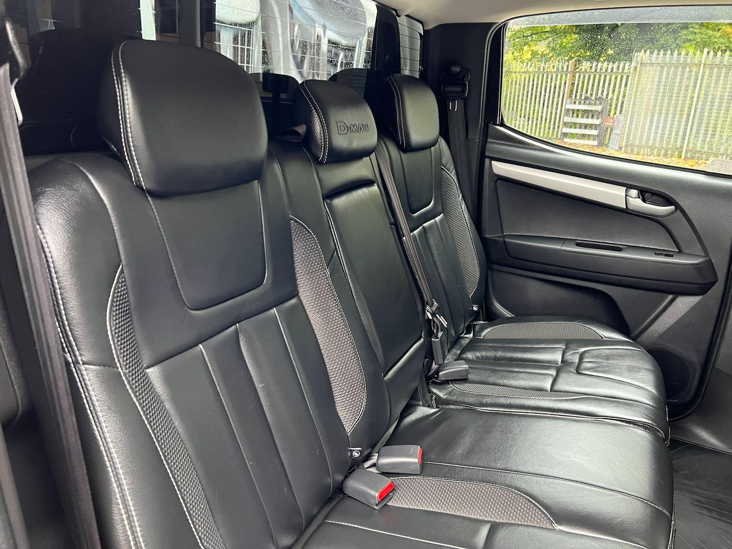 Used Isuzu D-Max 2014 for sale - 76337588: Photo 40