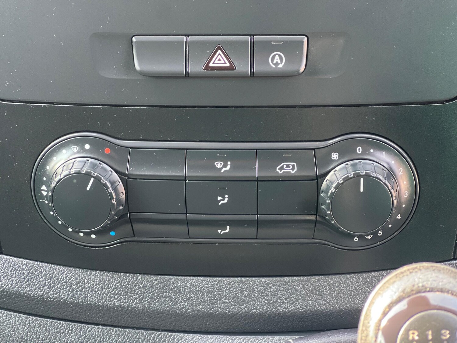 Used Mercedes-Benz Vito 2021 for sale - 77957146: Photo 18