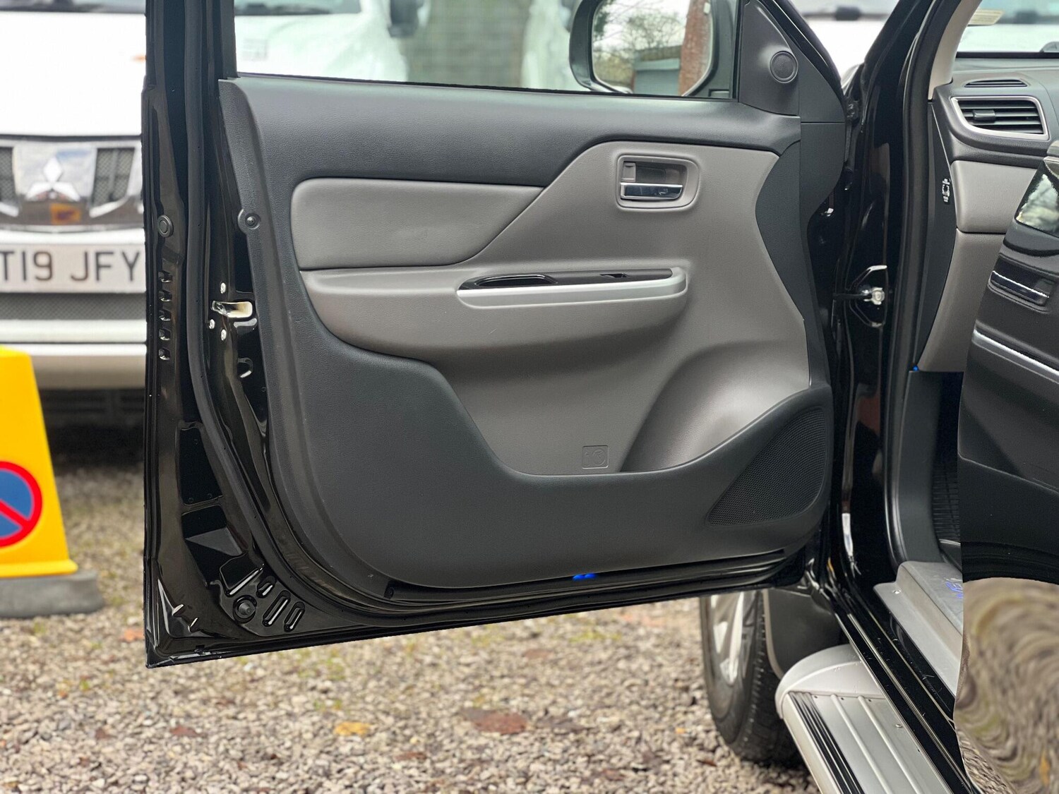 Used Mitsubishi L200 2018 for sale - 76926110: Photo 30