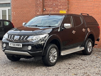 Used Mitsubishi L200 2018 for sale - 76926110: Photo