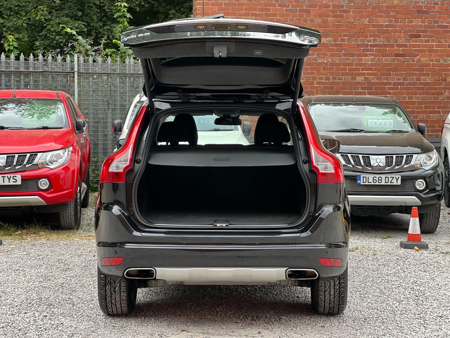 Vehicle 33