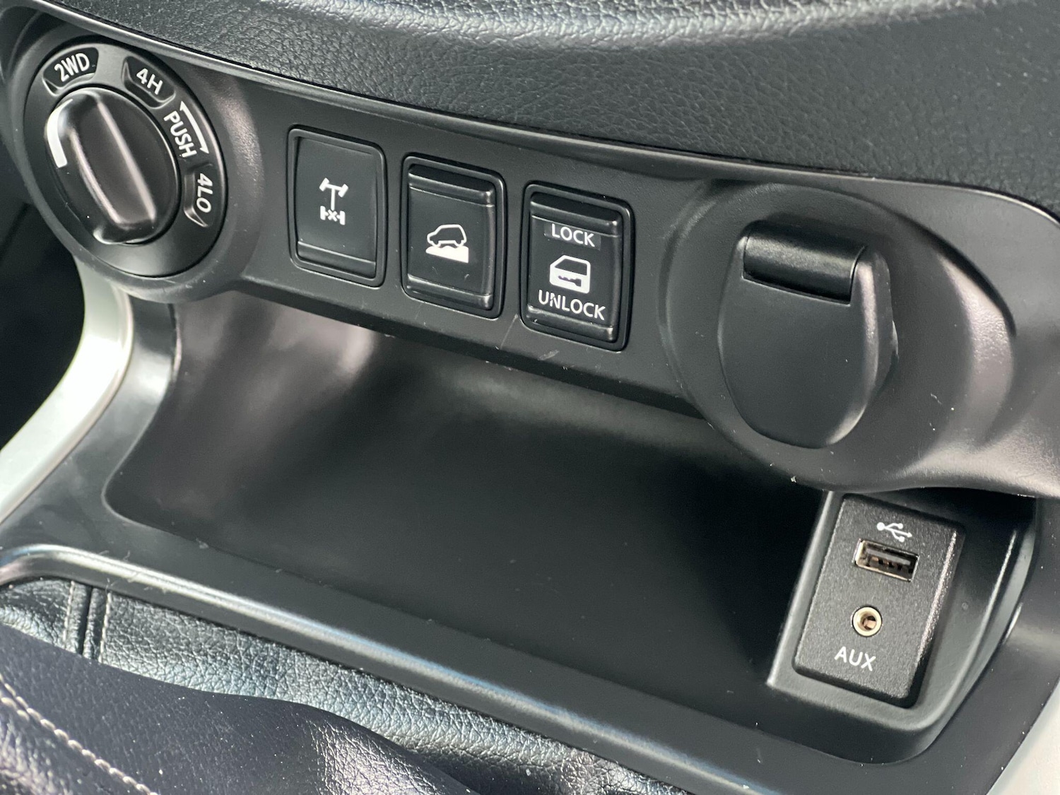 Used Nissan Navara 2017 for sale - 77705148: Photo 17