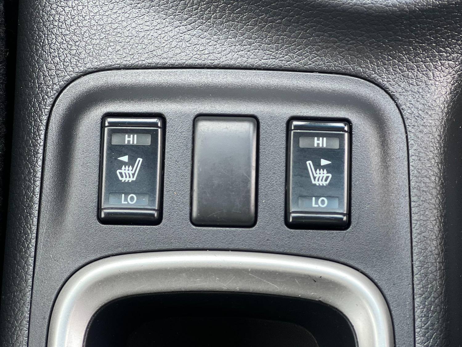 Used Nissan Navara 2017 for sale - 77705148: Photo 22