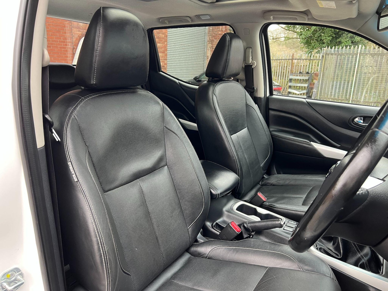 Used Nissan Navara 2017 for sale - 77705148: Photo 26