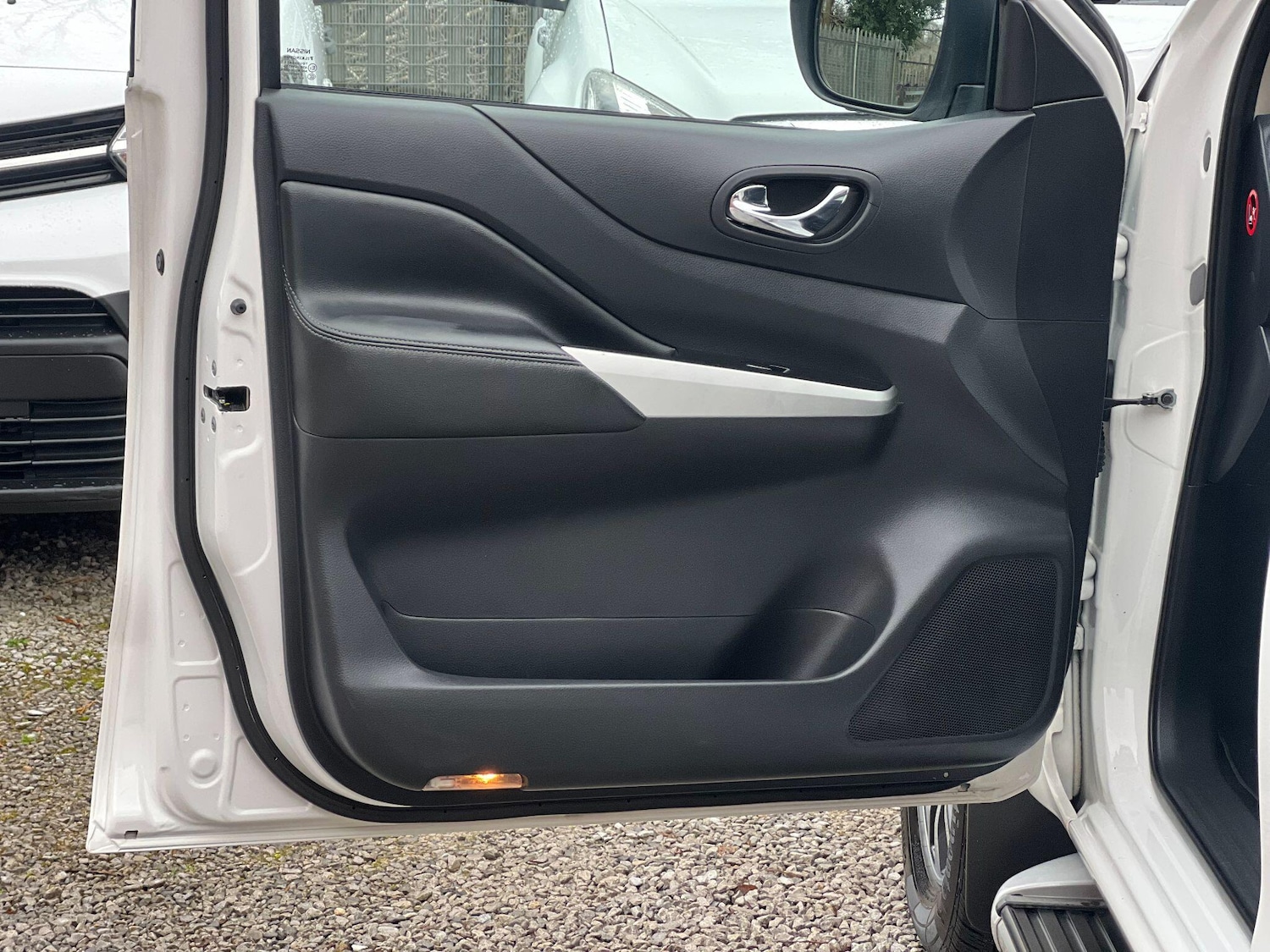 Used Nissan Navara 2017 for sale - 77705148: Photo 31