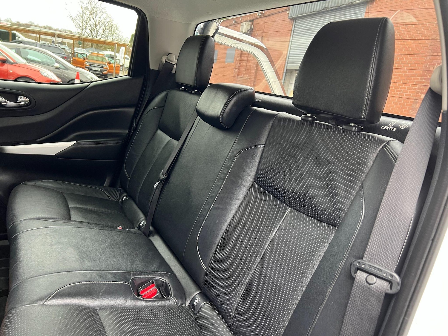 Used Nissan Navara 2017 for sale - 77705148: Photo 34