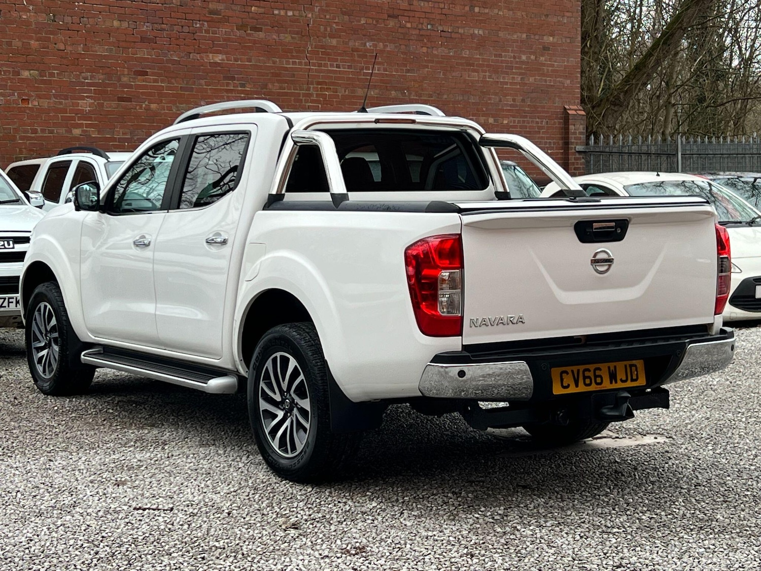 Used Nissan Navara 2017 for sale - 77705148: Photo 8