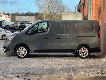 Used Renault Trafic 2023 for sale - 78057739: Photo