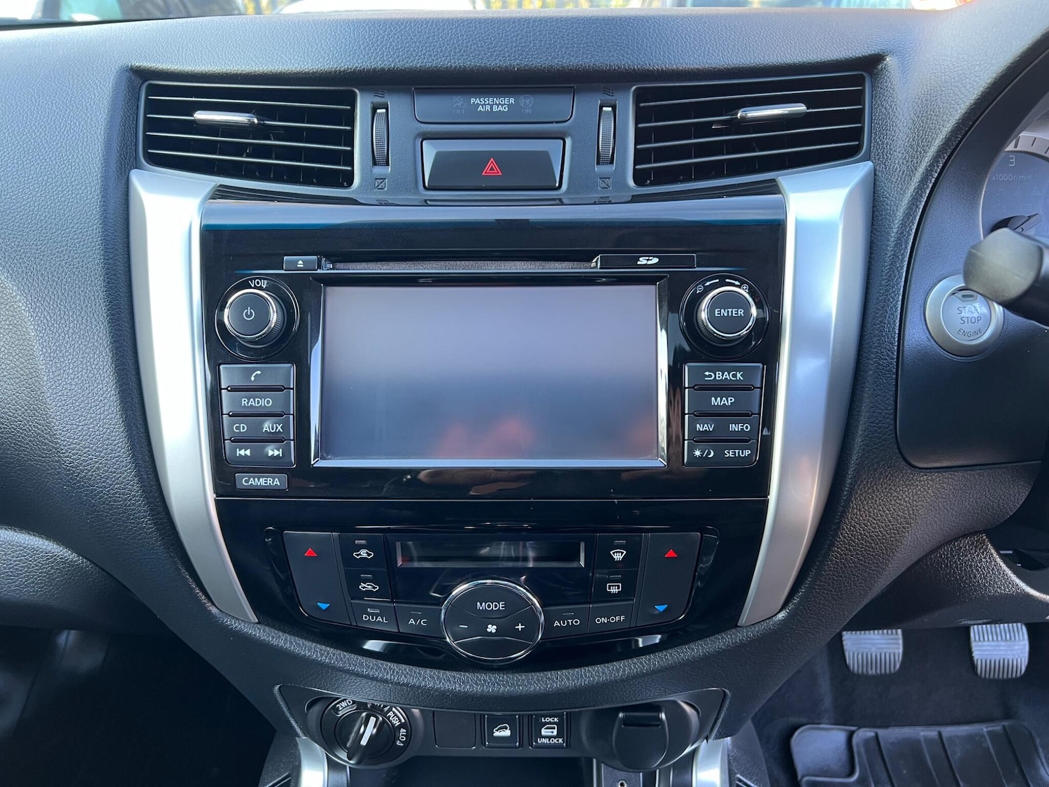 Used Nissan Navara 2017 for sale - 76658875: Photo 19