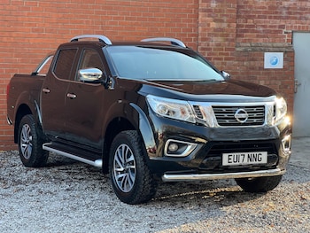 Nissan - Navara