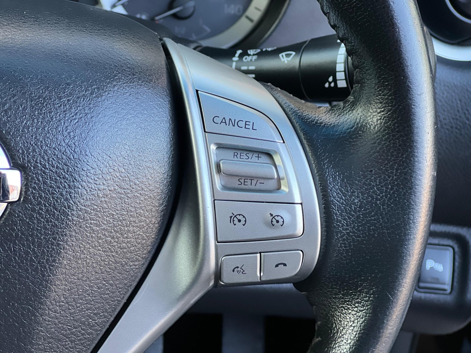 Used Nissan Navara 2017 for sale - 76658875: Photo 24