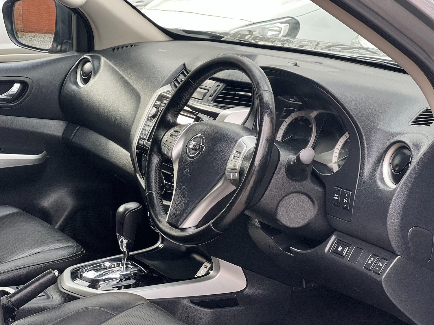 Used Nissan Navara 2019 for sale - 77768714: Photo 11