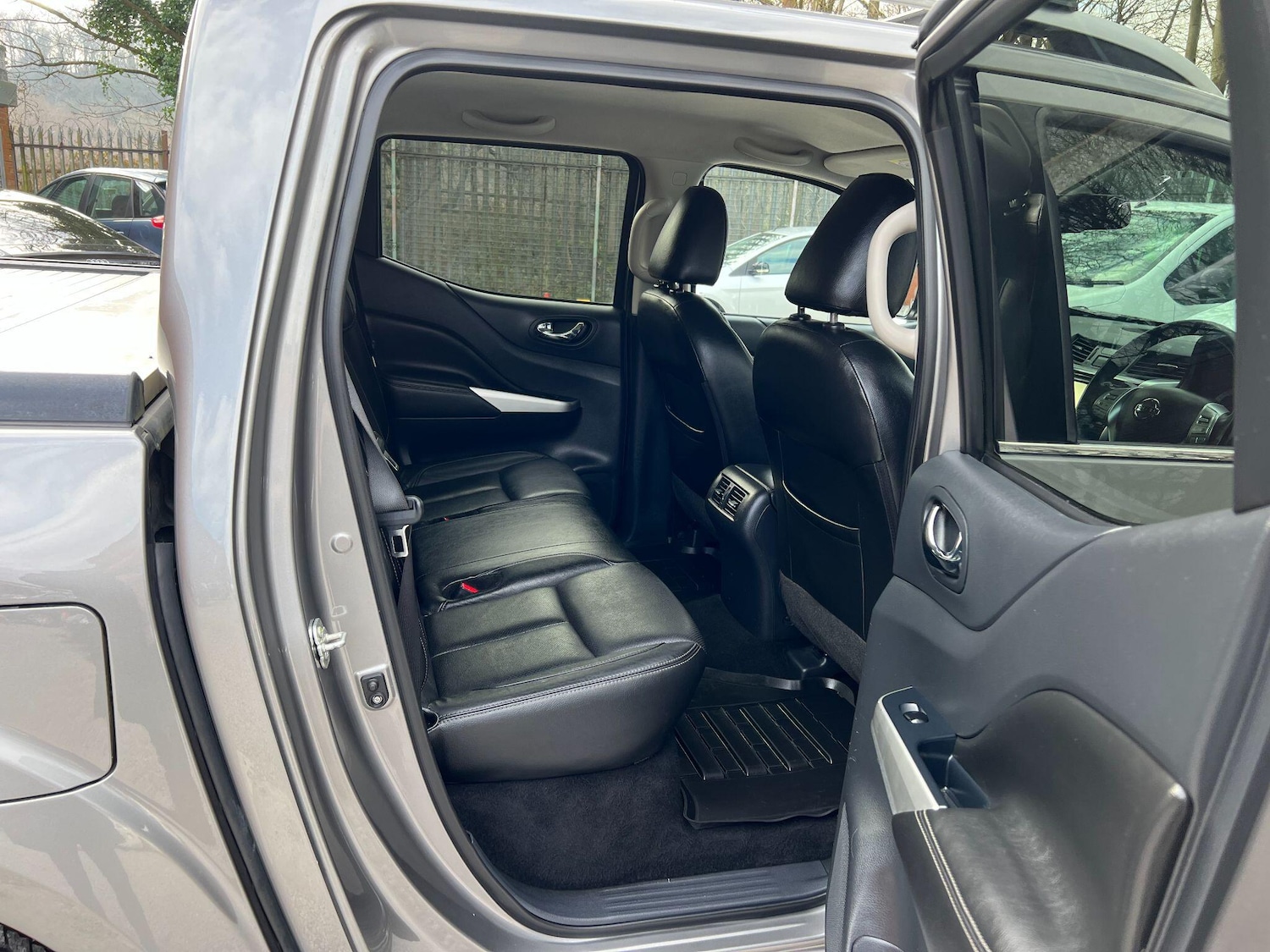 Used Nissan Navara 2019 for sale - 77768714: Photo 31