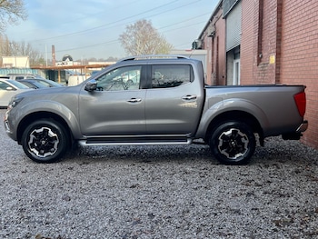 Used Nissan Navara 2019 for sale - 76965177: Photo