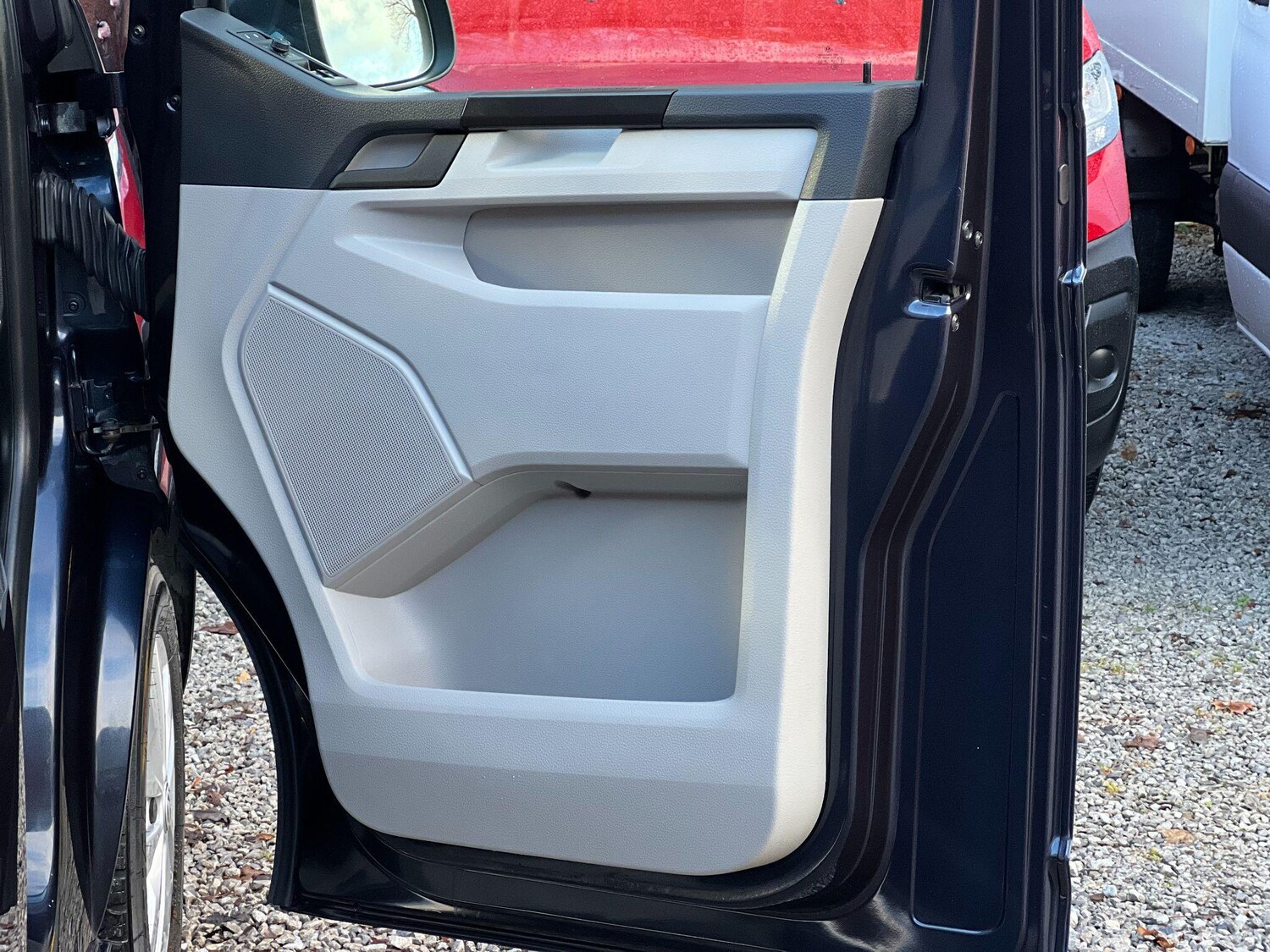 Used Volkswagen Transporter 2019 for sale - 76689460: Photo 21