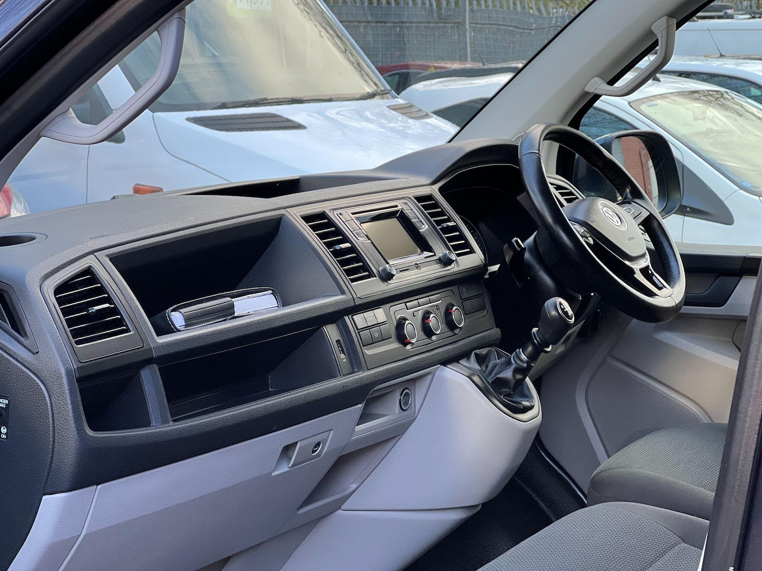 Used Volkswagen Transporter 2019 for sale - 76689460: Photo 22