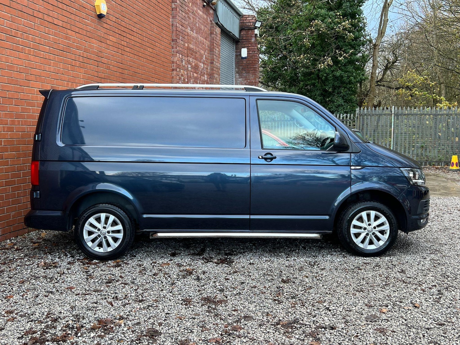Used Volkswagen Transporter 2019 for sale - 76689460: Photo 4