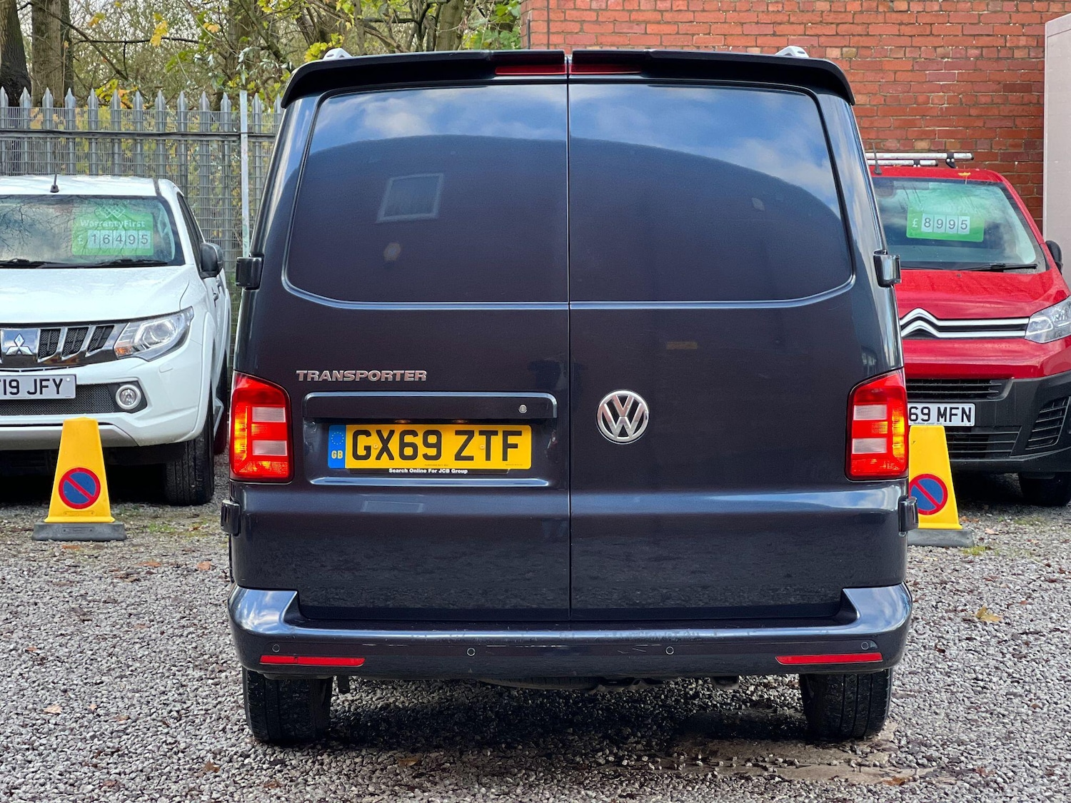Used Volkswagen Transporter 2019 for sale - 76689460: Photo 7