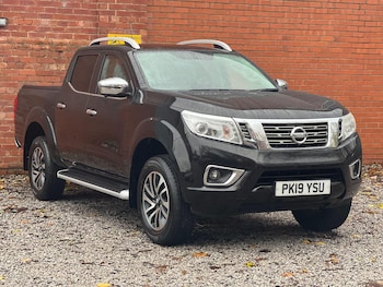 Used Nissan Navara 2019 for sale - 76989937: Photo