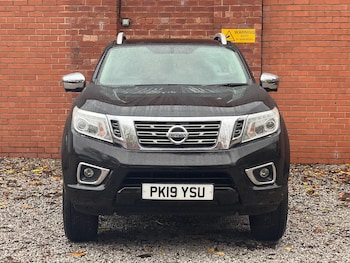 Used Nissan Navara 2019 for sale - 76989937: Photo