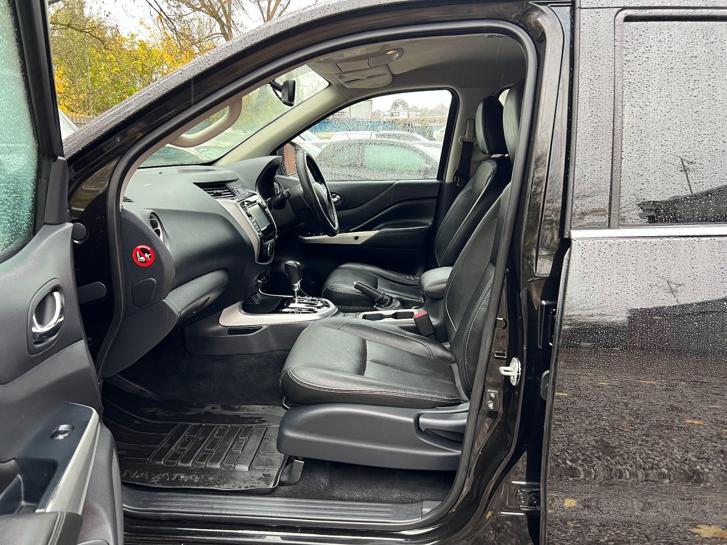 Used Nissan Navara 2019 for sale - 76989937: Photo 32