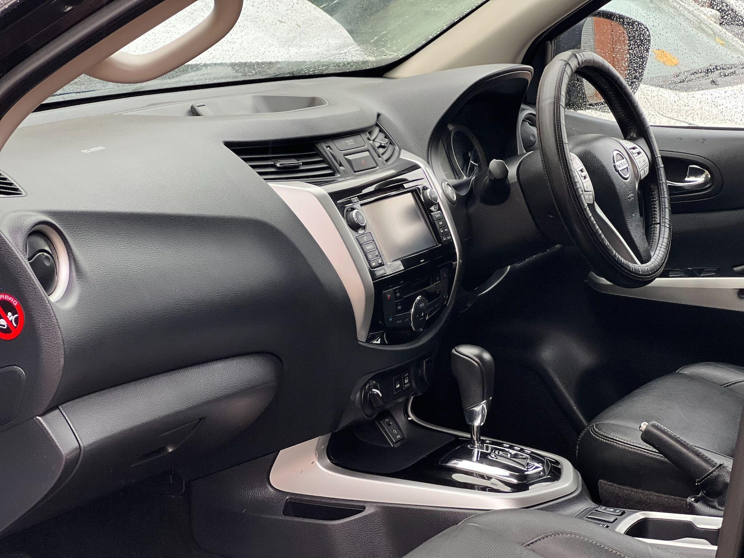 Used Nissan Navara 2019 for sale - 76989937: Photo 33