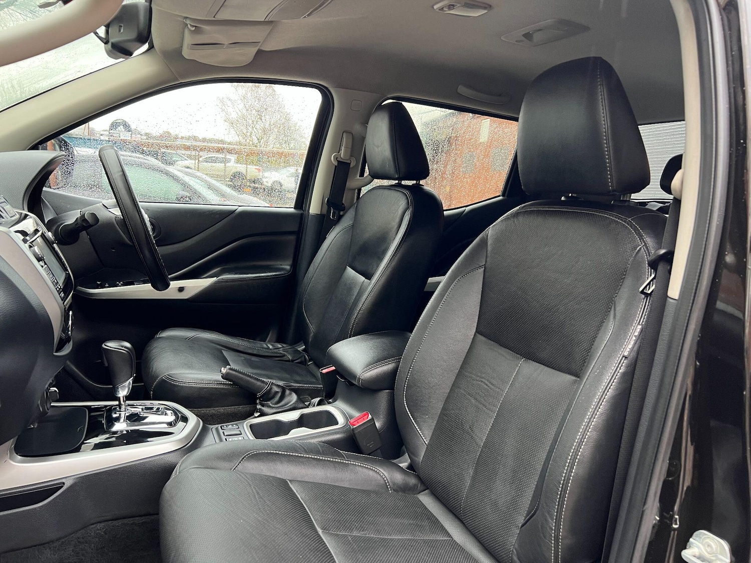 Used Nissan Navara 2019 for sale - 76989937: Photo 34