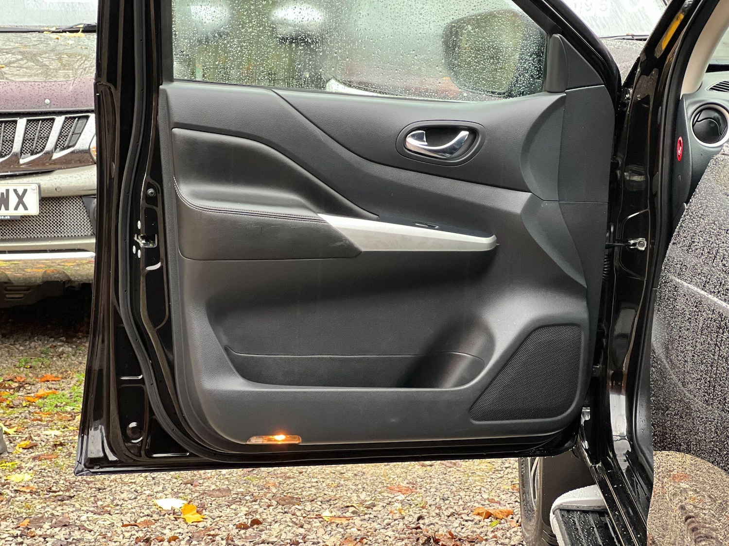 Used Nissan Navara 2019 for sale - 76989937: Photo 35