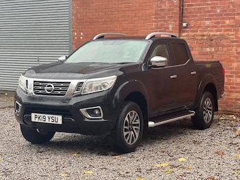 Used Nissan Navara 2019 for sale - 76989937: Photo