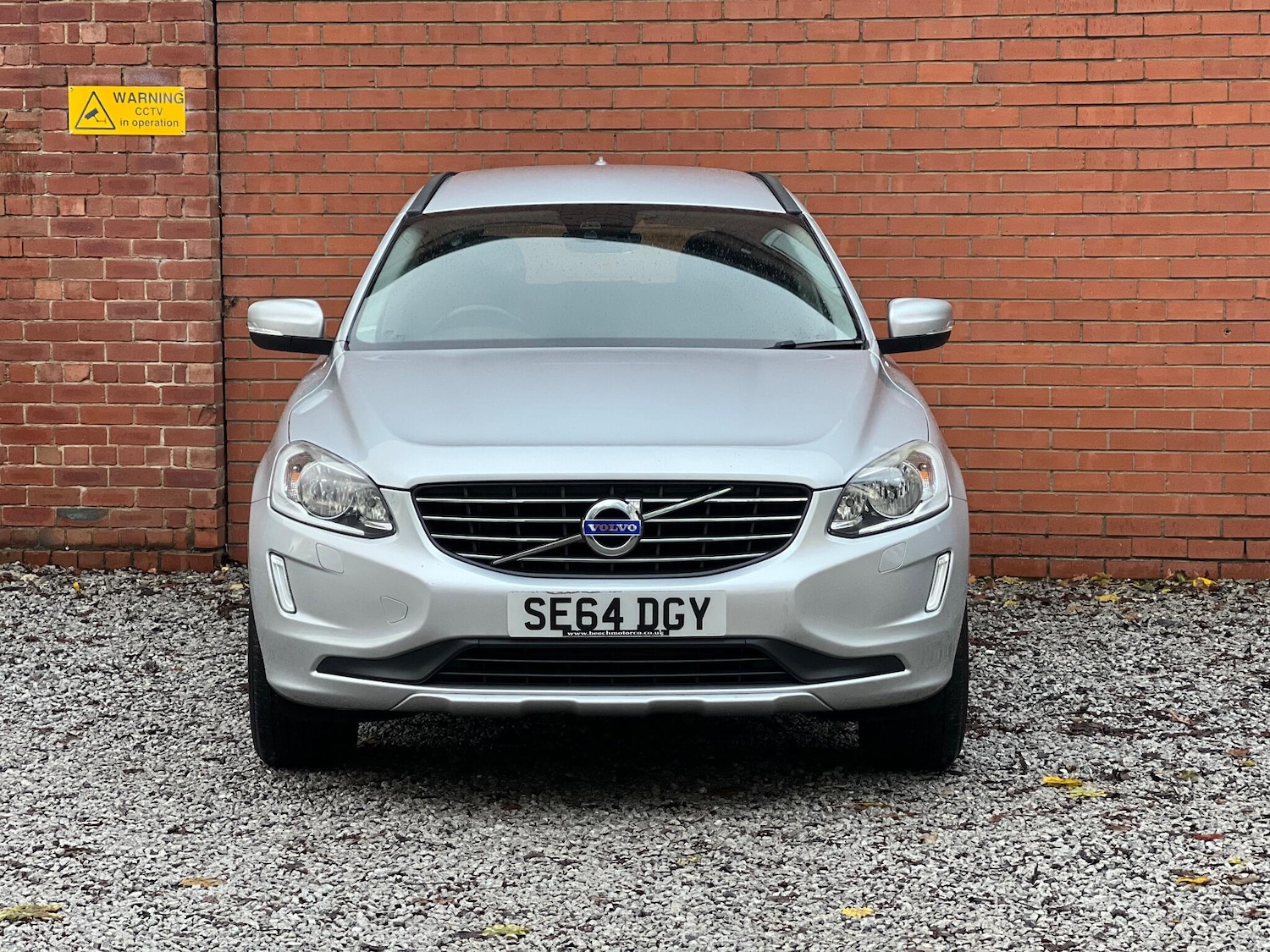 Used Volvo XC60 2015 for sale - 76752540: Photo 2