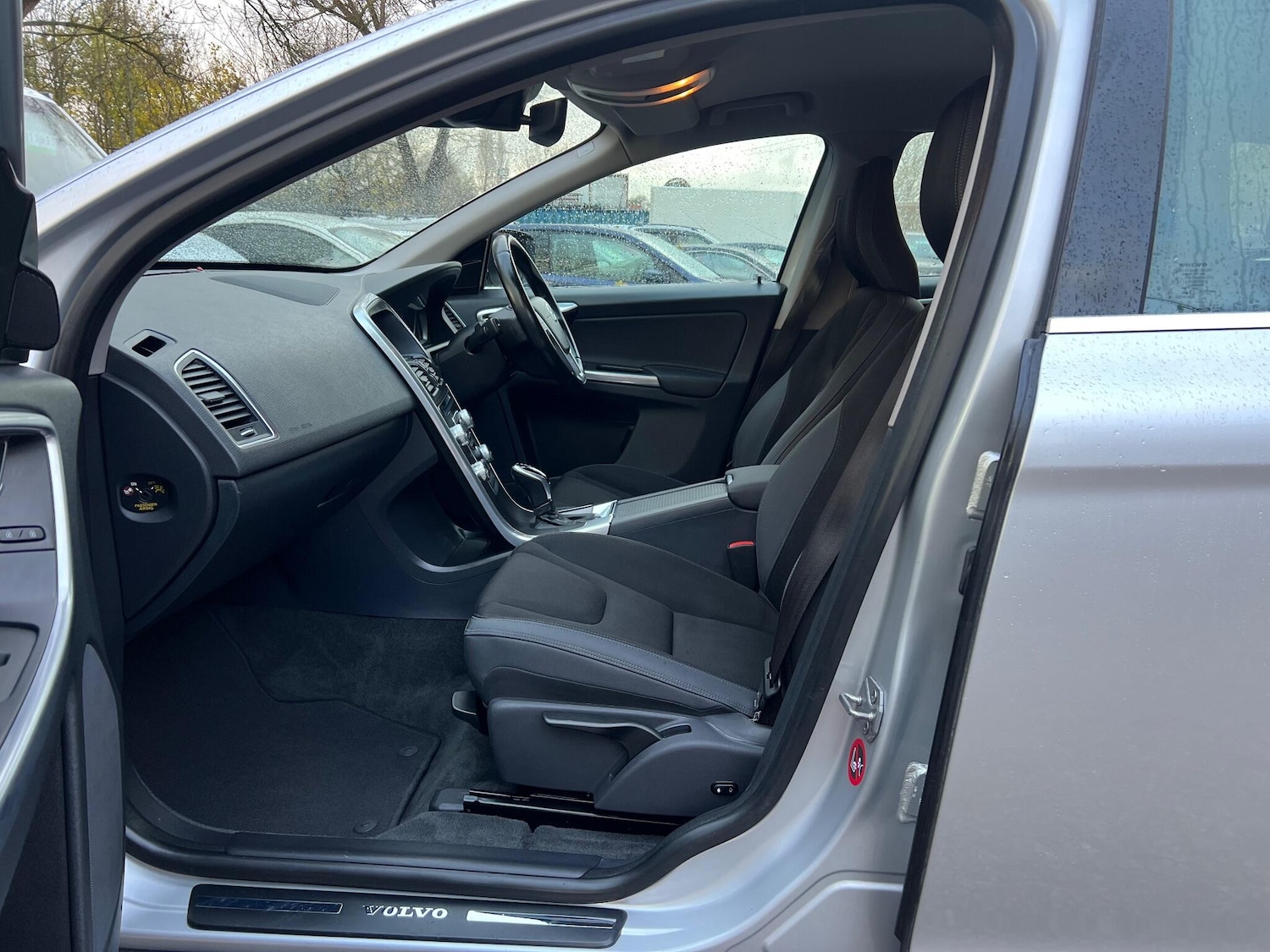 Used Volvo XC60 2015 for sale - 76752540: Photo 21