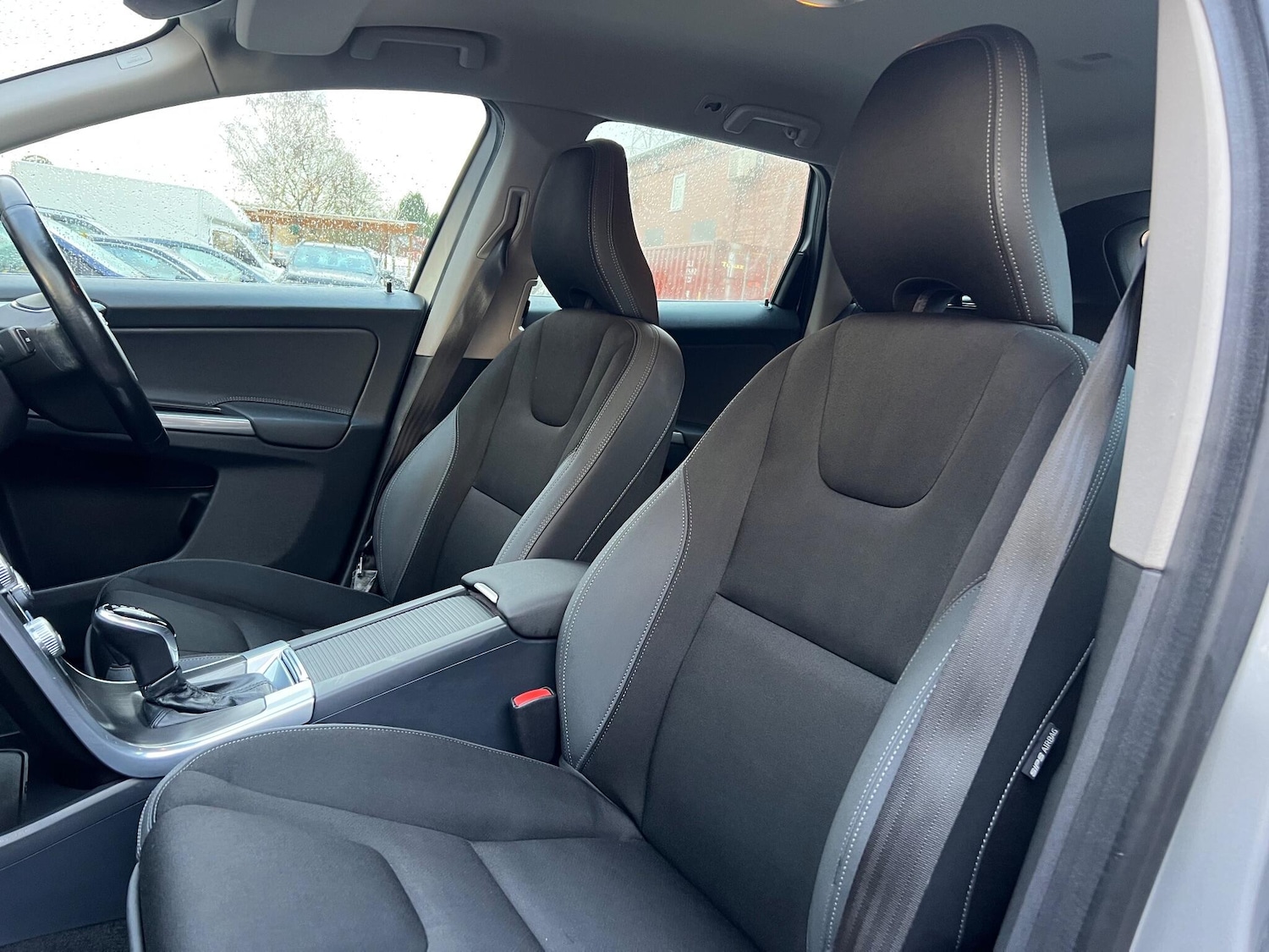 Used Volvo XC60 2015 for sale - 76752540: Photo 24