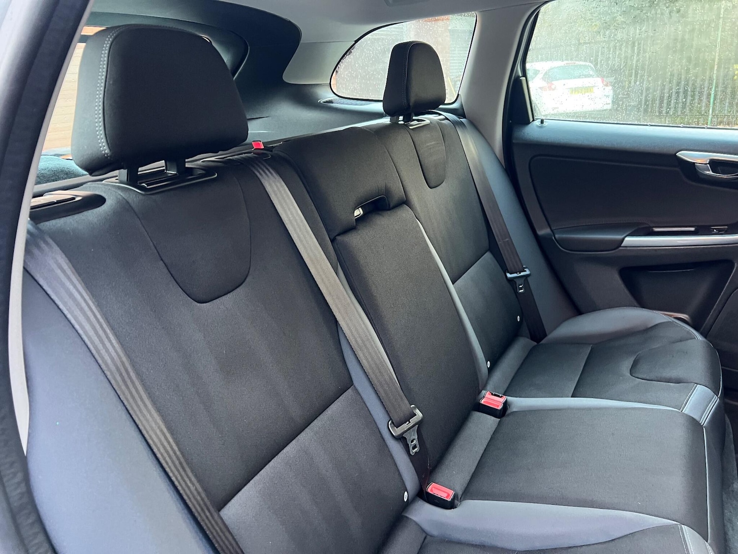 Used Volvo XC60 2015 for sale - 76752540: Photo 29