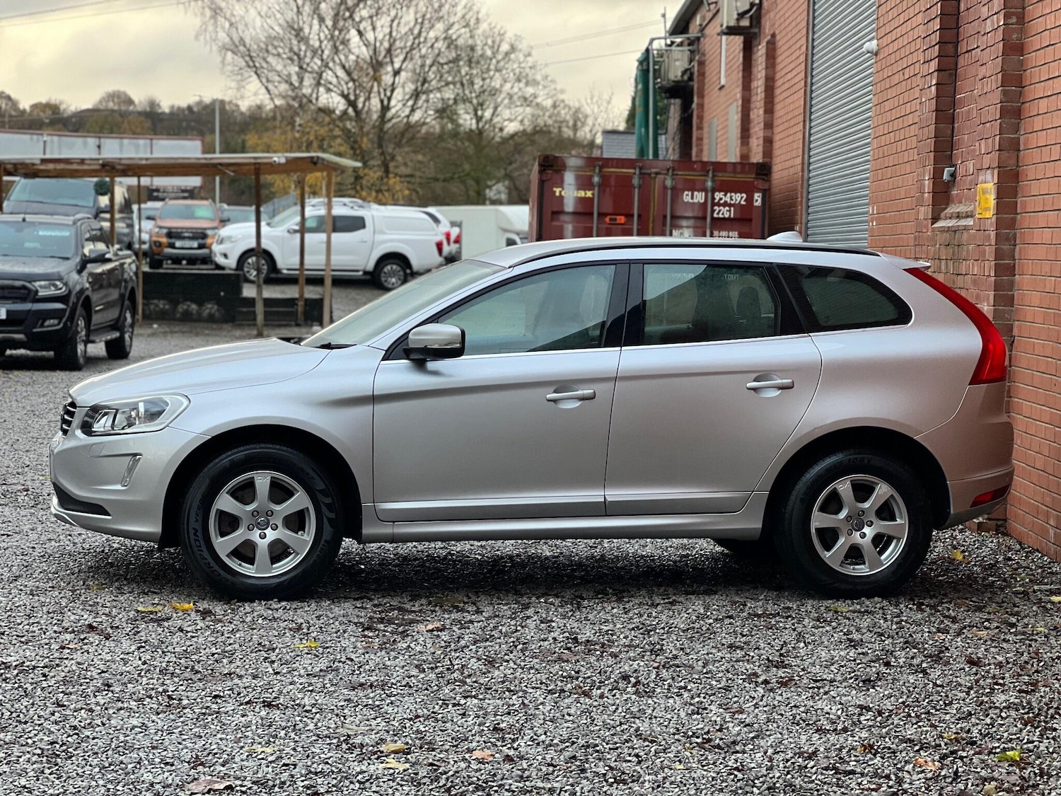 Used Volvo XC60 2015 for sale - 76752540: Photo 5