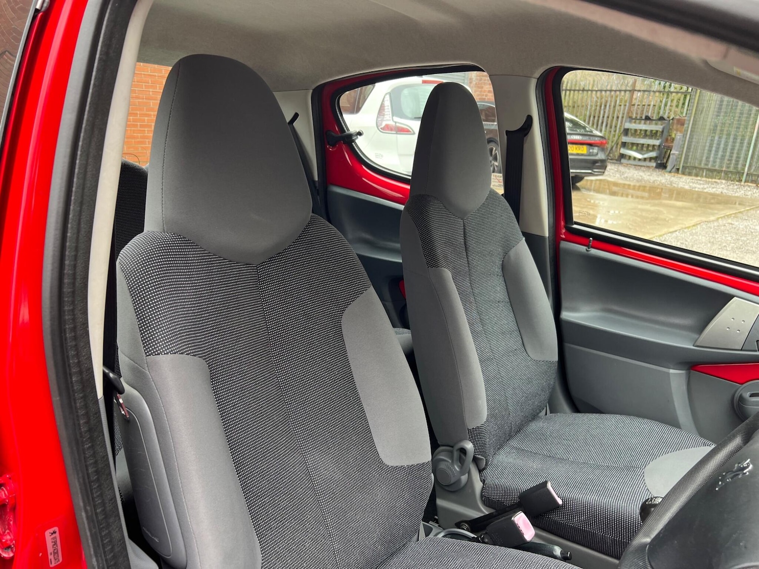 Used Peugeot 107 2008 for sale - 77695959: Photo 13