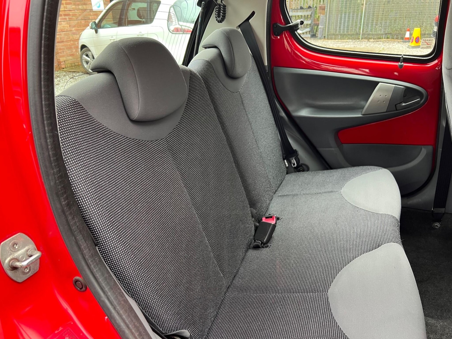 Used Peugeot 107 2008 for sale - 77695959: Photo 24